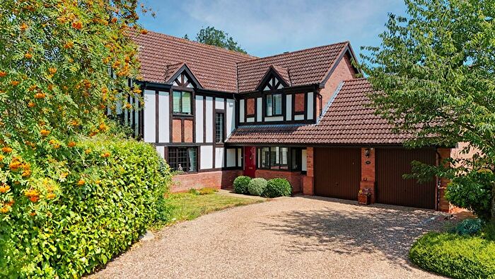 5 Bedroom Detached House For Sale In Kimble Close, Knightcote, CV47