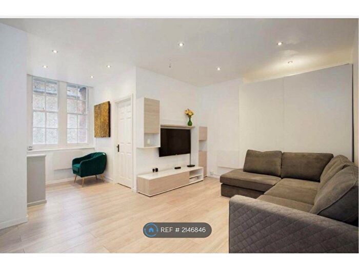 1 Bedroom Flat To Rent In Abbey House, London, NW8