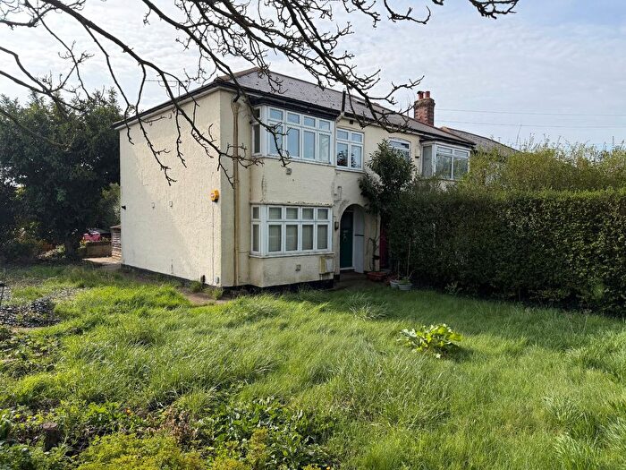 2 Bedroom Flat To Rent In London Road, Ashford, Surrey, TW15