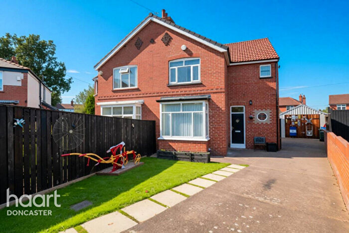 3 Bedroom Semi Detached House For Sale In Grove Vale, Wheatley Hills, Doncaster, DN2