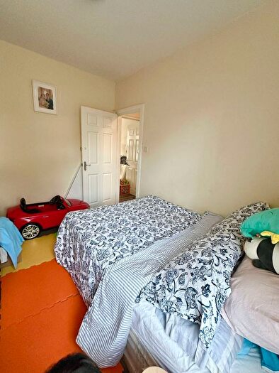 1 Bedroom Flat To Rent In Herbert Road, London, E12