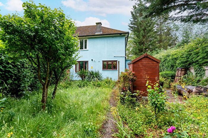 3 Bedroom Semi-Detached House For Sale In Borrowmead Road, Headington, OX3