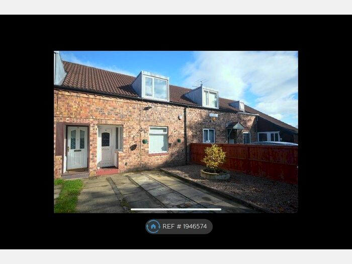 2 Bedroom Terraced House To Rent In The Lea, Waterthorpe, Sheffield, S20