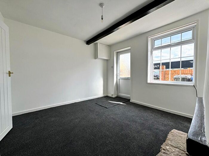 2 Bedroom Cottage To Rent In Long Road, Lowestoft, NR33