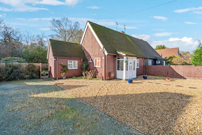 2 Bedroom Semi-Detached Bungalow For Sale In Moseley Road, Naphill, HP14