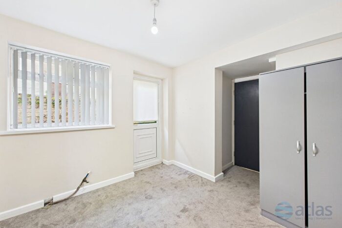 1 Bedroom Flat To Rent In Island Road, Garston, L19
