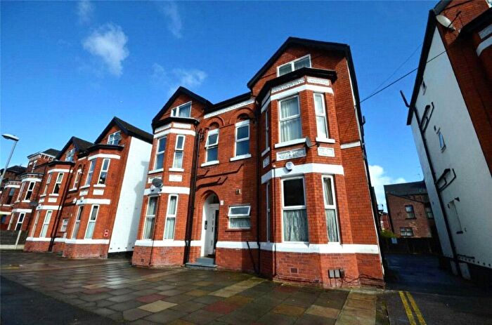 1 Bedroom Apartment To Rent In - Central Road, West Didsbury, Manchester, M20