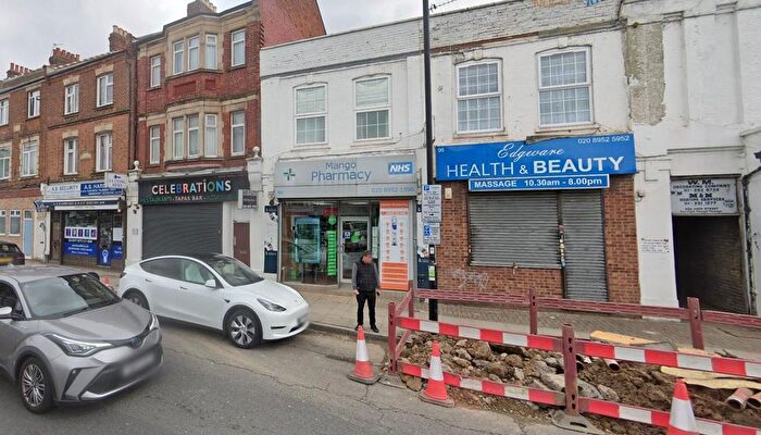 Studio To Rent In High Street, Edgware, HA8