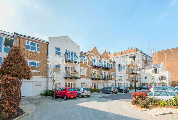 1 Bedroom Flat To Rent In Havilland Mews, Shepherds Bush, W12