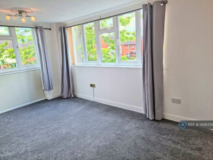 4 Bedroom Terraced House To Rent In Perch Avenue, Birmingham, B37