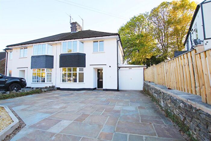 3 Bedroom Semi-Detached House To Rent In Ashgate Road, Ashgate, Chesterfield, S40