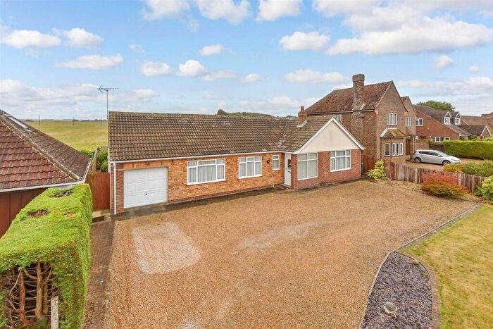 3 Bedroom Detached Bungalow For Sale In Keycol Hill, Bobbing, Sittingbourne, Kent, ME9