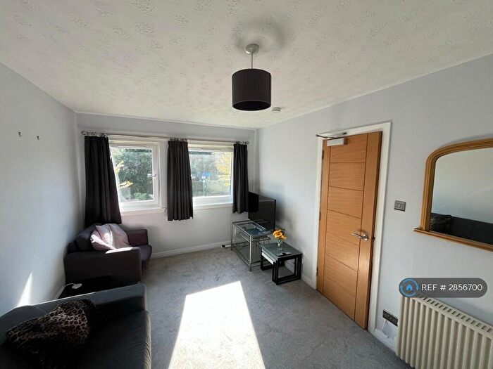 1 Bedroom Flat To Rent In Hutchison Road, Edinburgh, EH14