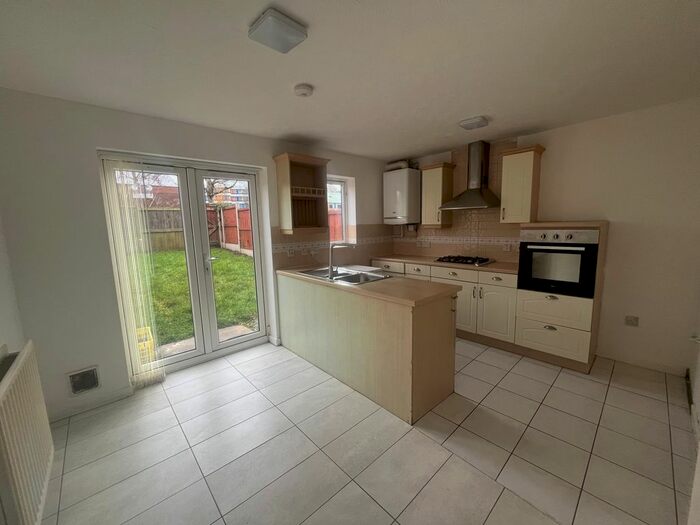 4 Bedroom Property To Rent In Long Nuke Road, Northfield, Birmingham, B31