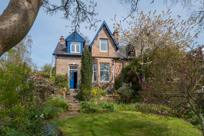4 Bedroom Semi-Detached House For Sale In Balmore Road, By Balmore, East Dunbartonshire, G64