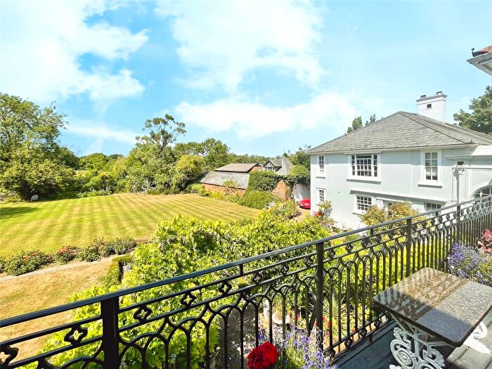 2 Bedroom Flat For Sale In Sheering Road, Old Harlow, Essex, CM17