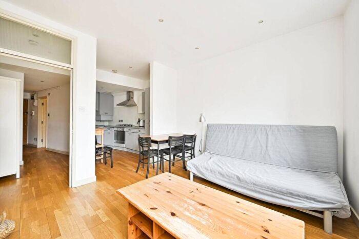 1 Bedroom Flat To Rent In Kings Road, Chelsea, London, SW10