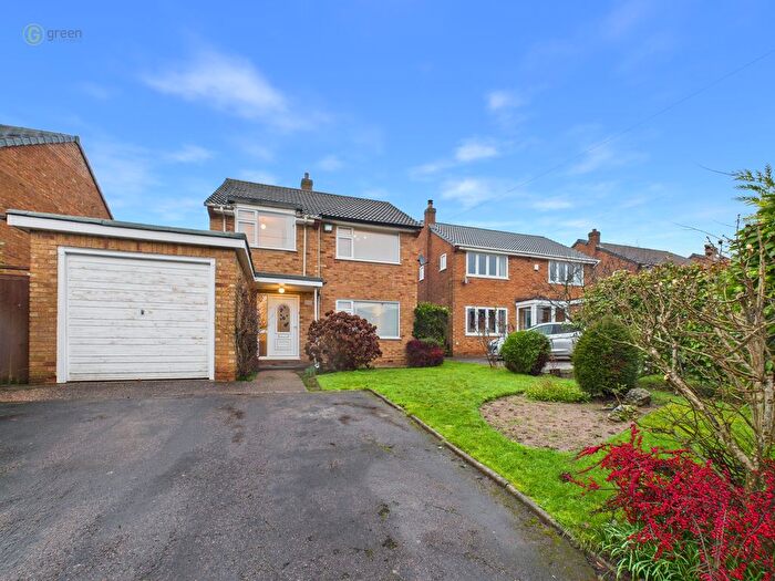 3 Bedroom Detached House For Sale In Birch Croft Road, Sutton Coldfield, B75