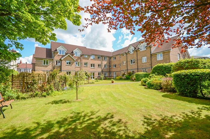 2 Bedroom Flat For Sale In Britannia Court, Christchurch Lane, Downend, Bristol, BS16