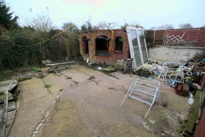 3 Bedroom Semi-Detached House For Sale In Council House, Whitgift, Goole, DN14