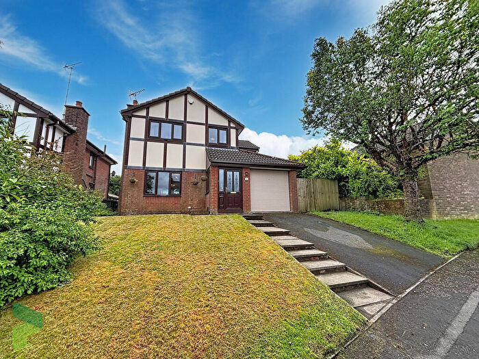 4 Bedroom Detached House For Sale In Jacks Key Drive, Darwen, BB3