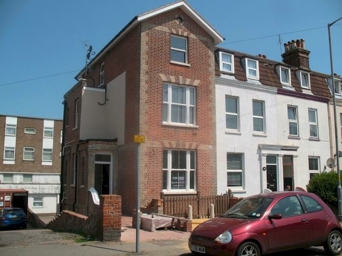 1 Bedroom End Of Terrace House To Rent In Cliff Road, Dovercourt, CO12