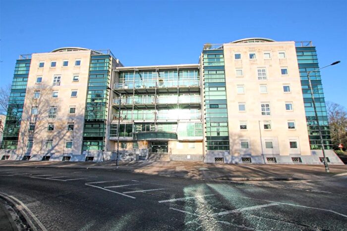 2 Bedroom Flat To Rent In Leeman Road, York, YO26