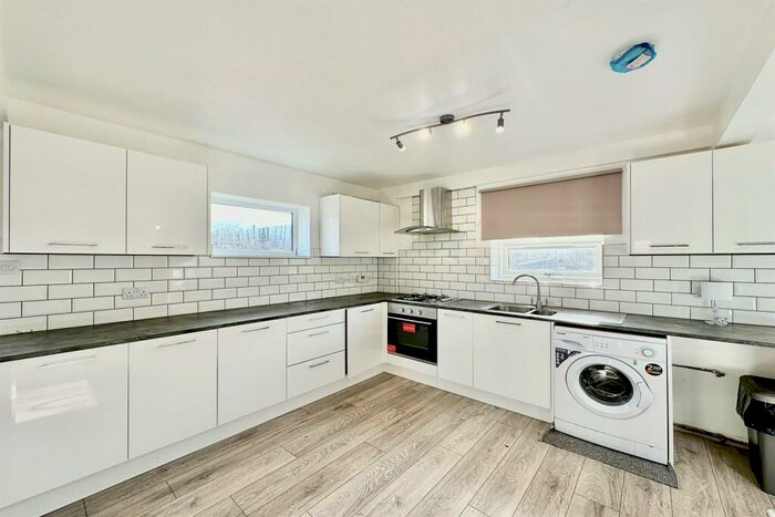 4 Bedroom Semi-Detached House To Rent In Old Ashby Road, Loughborough, LE11