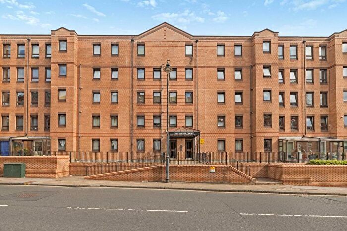 2 Bedroom Flat To Rent In West Graham Street, Garnethill, Glasgow, G4