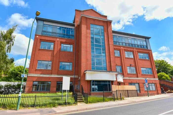 1 Bedroom Flat To Rent In Wolsey Road, Hemel Hempstead, HP2