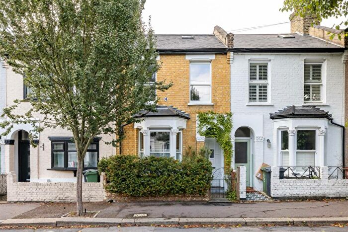 2 Bedroom House To Rent In Forster Road, London, E17