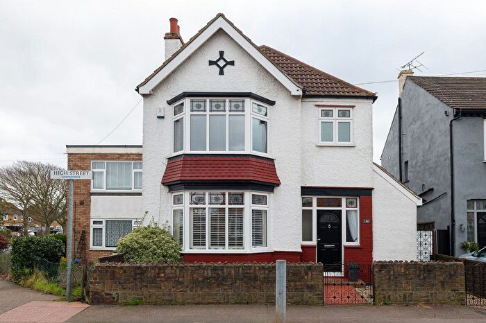 3 Bedroom Detached House For Sale In High Street, Southend-On-Sea, SS3