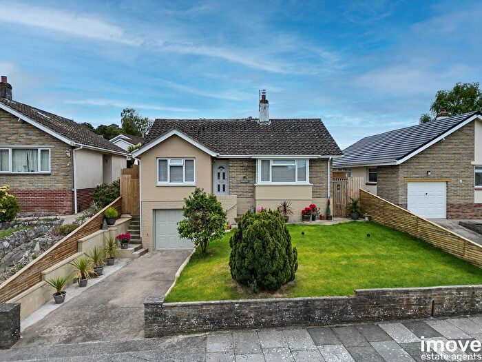 2 Bedroom Detached Bungalow For Sale In Fern Road, Newton Abbot, TQ12