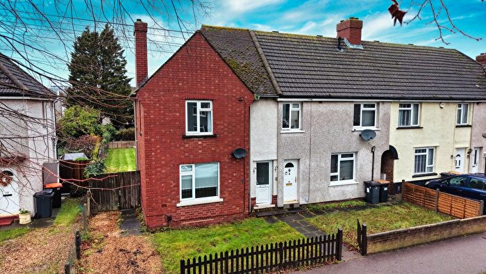 3 Bedroom End Terrace House For Sale In Barford Avenue, Bedford, MK42