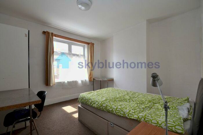 4 Bedroom Terraced House To Rent In Jarrom Street, Leicester, LE2