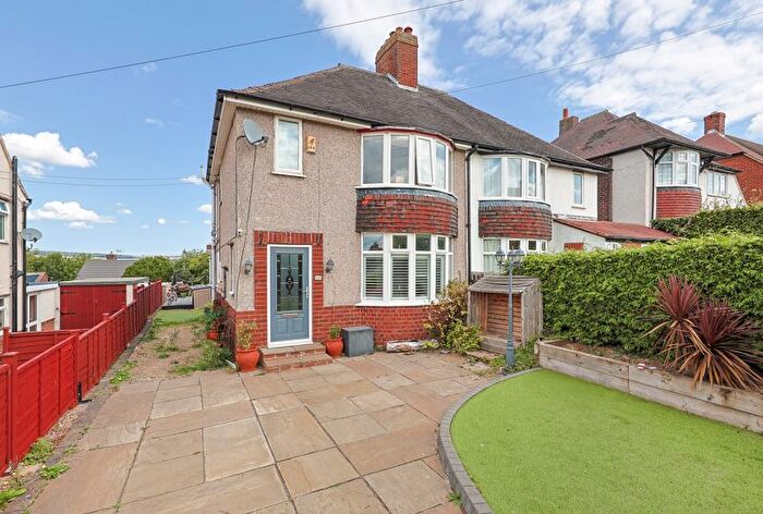 3 Bedroom Semi-Detached House For Sale In Paxton Road, Tapton, Chesterfield, S41