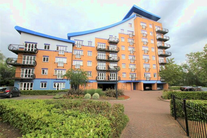 2 Bedroom Flat To Rent In Luscinia View, Napier Road, Reading, Berkshire, RG1