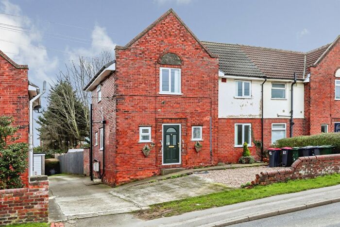 4 Bedroom Semi Detached House For Sale In Lidgett Lane, Dinnington, Sheffield, S25