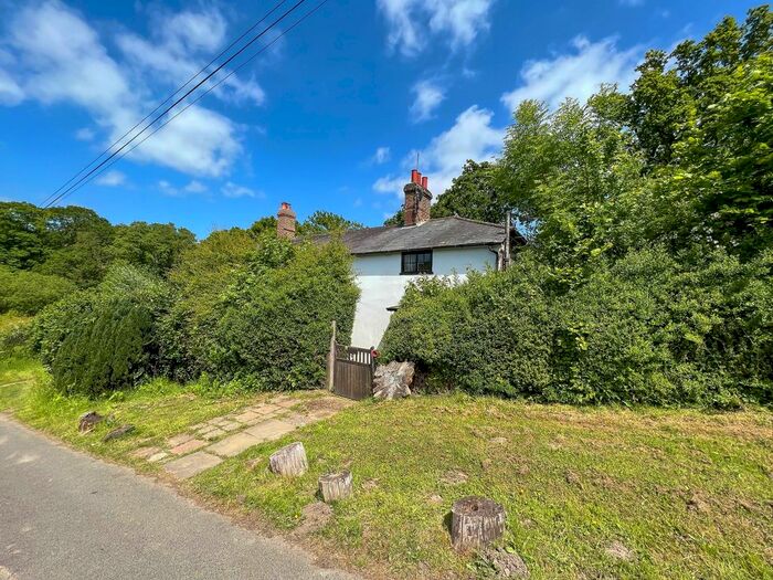 4 Bedroom Cottage For Sale In Lye Green, Crowborough, TN6