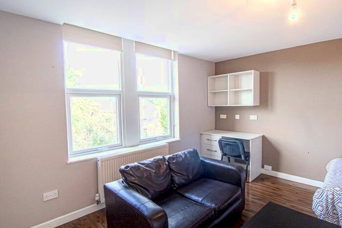 Studio To Rent In Belle Vue Road, Leeds, #, LS3