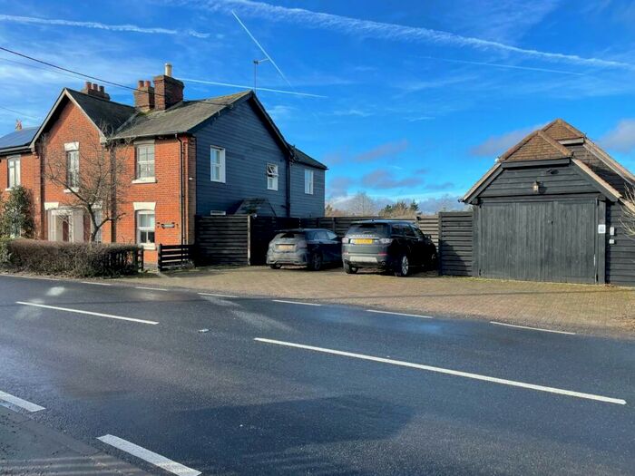 4 Bedroom Semi-Detached House For Sale In Coggeshall Road, Earls Colne, CO6