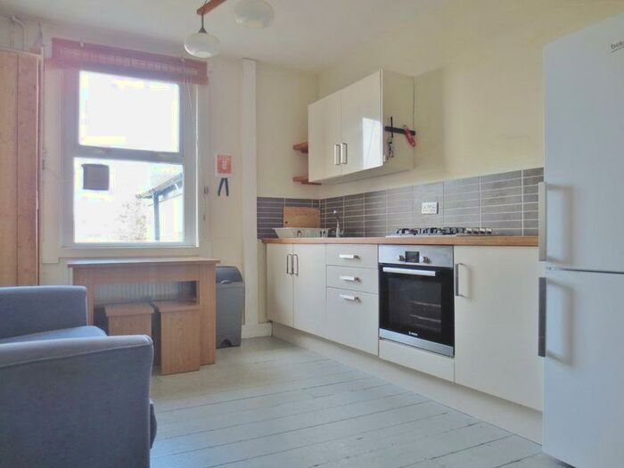 3 Bedroom Terraced House To Rent In Kimberley Road, Brighton, BN2