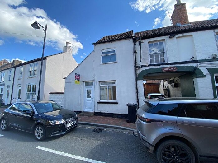 2 Bedroom End Terrace House To Rent In George Street, Market Rasen, LN8