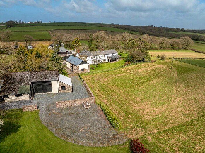 5 Bedroom Detached House For Sale In Sheepwash, Beaworthy, Devon, EX21