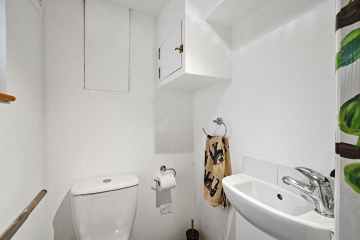1 Bedroom Flat For Sale In Inglewood Road, London, NW6