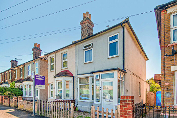 3 Bedroom Semi-Detached House For Sale In Cotleigh Road, Romford, Havering, RM7