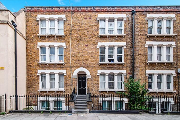 3 Bedroom Flat To Rent In Wicklow Street, London, WC1X