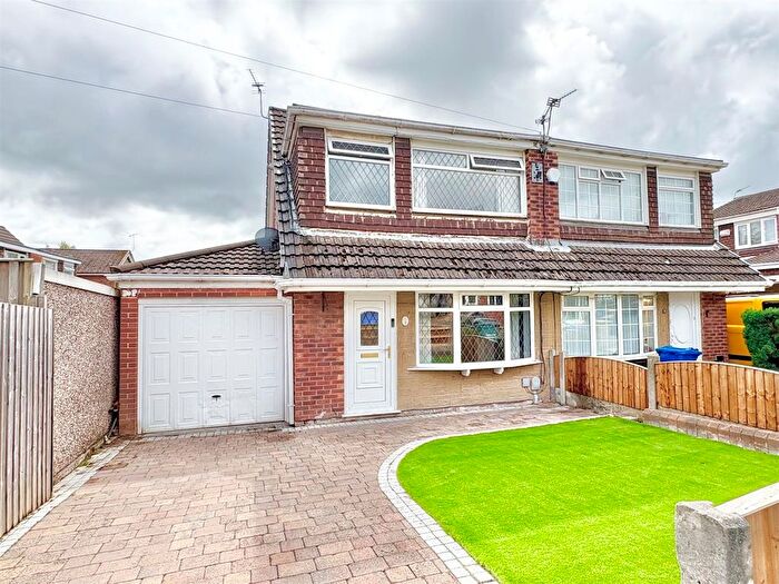 3 Bedroom Semi-Detached House For Sale In Rushton Avenue, Leigh, WN7