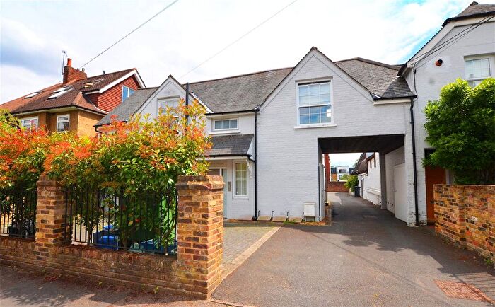 Studio To Rent In Victor Road, Teddington, TW11