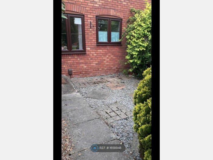 1 Bedroom Maisonette To Rent In Knatchbull Close, Romsey, SO51